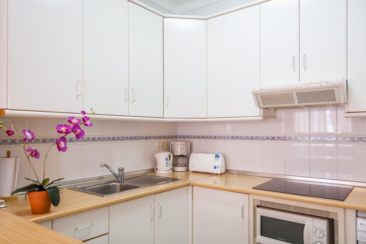 Apartamentos Nerja Medina Canovas Kültér fotó
